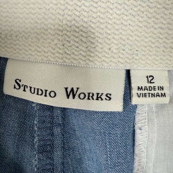 Studio Works Womens Size 12 Light Blue Denim Shorts Casual Stretch Cotton Blend - Picture 3 of 9